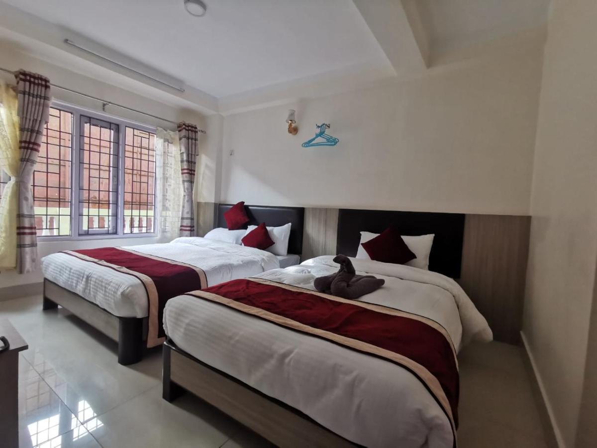 Om Bramha Hotel Katmandou Extérieur photo