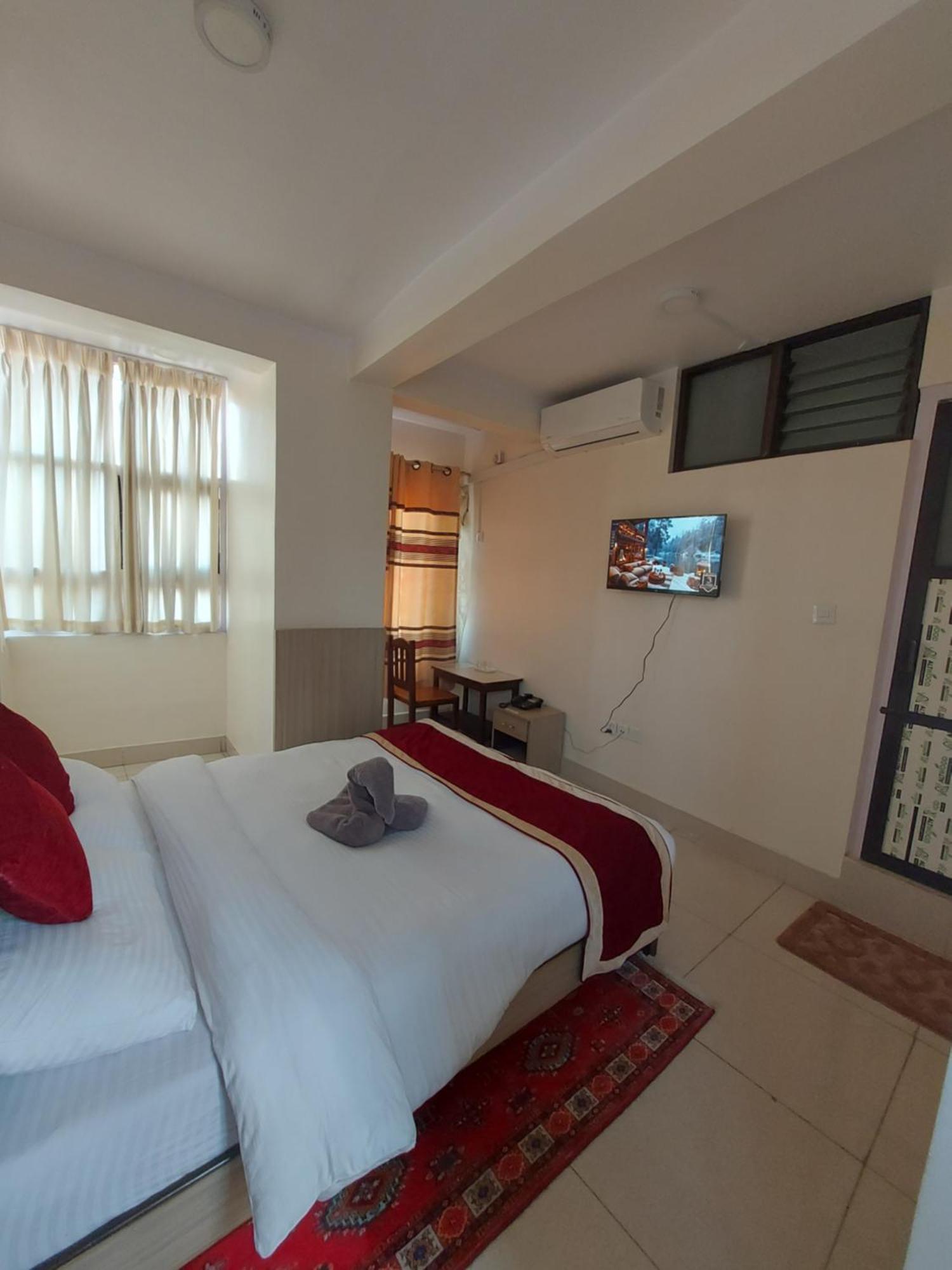 Om Bramha Hotel Katmandou Extérieur photo